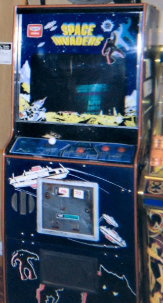Space Invaders Machine Image
